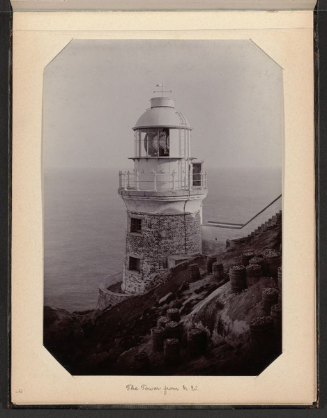 Dongyong lighthouse (東湧燈塔), Dongyin Island, Taiwan, from the northwest