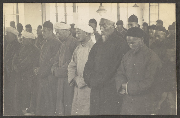 Friday prayers.  Honan Mosque, Hankow.  Old Sect.