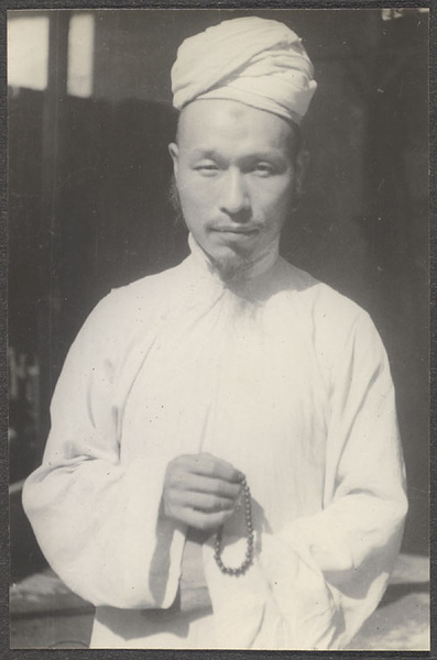Hankow. (Tu Wen-pin, student of Wu Ahung at Zhien Sz in Hankow)