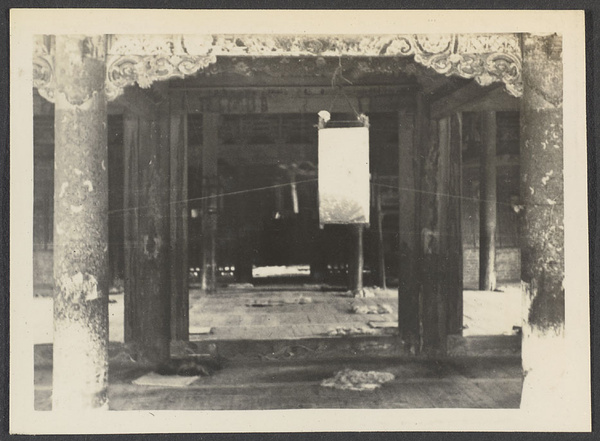 Kehtsikung. The interior of the mosque.