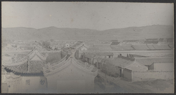 Kuyuan, Kansu. Looking S.E. from S.A.M. compound.