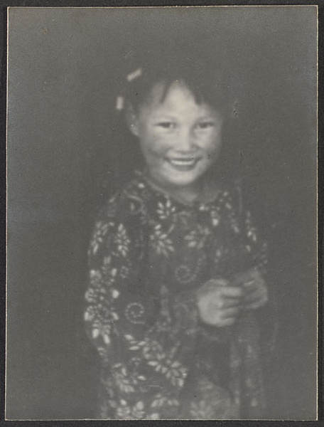 Up from Kuyuan. T'o Yin Li. Another smile for me.