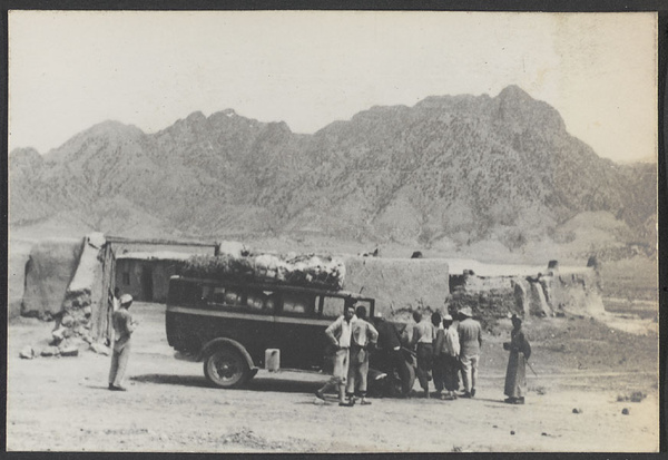What Marco Polo Called Tenduc - Eastern Suiyuan. Our noon halt at the foot of the Ta Ch'ing Mts.