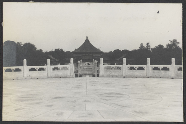 Beijing. Huan qiu tan and roof of Huang gong yu.