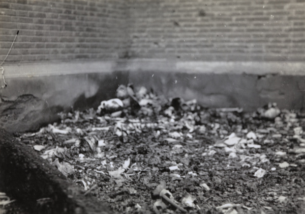 Burnt remains of corpses, Tungchow Road, Shanghai, October 1937