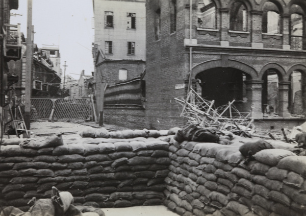 Chinese sniper, Pantheon Theatre, North Kiangse Road, Shanghai, 1937