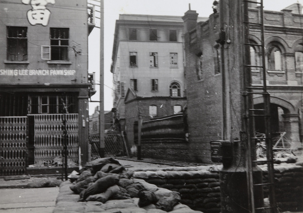 Chinese sniper, Pantheon Theatre, North Kiangse Road, Shanghai, 1937