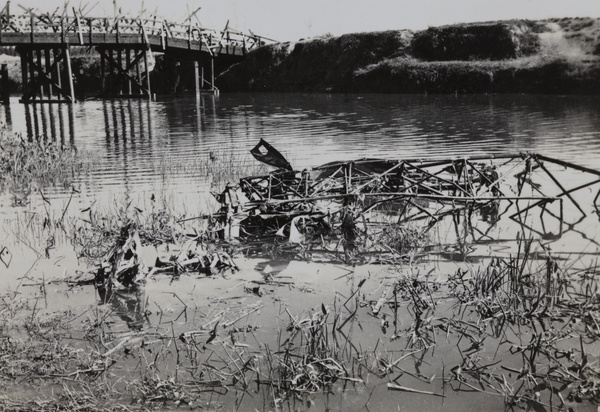 Aeroplane brought down near Hongqiao airport, Shanghai, 1937