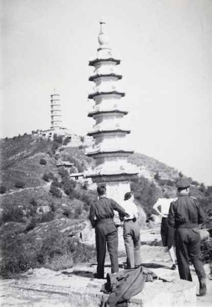 Touring the Jade Fountain Marble Pagoda and Jade Peak Pagoda, Peking