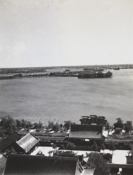 Summer Palace and Lake Kunming, Peking