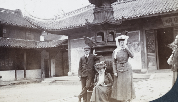 Leo and Nellie Dudeney with Peggy Kirton, Longhua temple courtyard, Shanghai