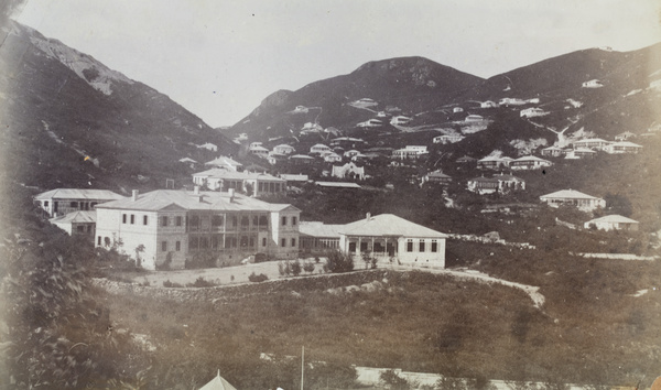 The Anglo-American School, Lushan