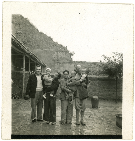 Dr Ma Haide (马海德 George Hatem), with his wife Zhou Sufei (周苏菲), their son, and the Lindsay family, Yan'an (延安), 1945