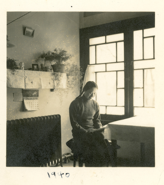 Hsiao Li Lindsay (李效黎) in her dormitory room, Yenching University (燕京大學), Beijing (北京), 1940