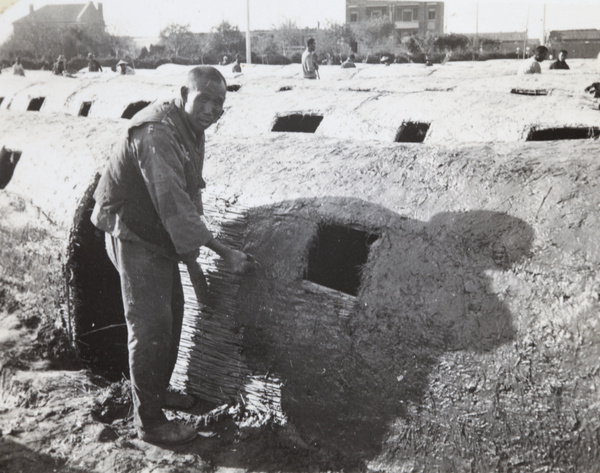 Temporary emergency shelters, Tianjin floods, September 1938