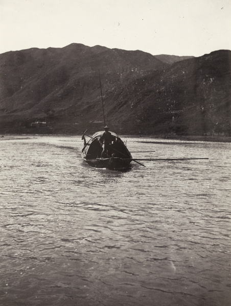 Sampan on the Dong Xi, Yongchun