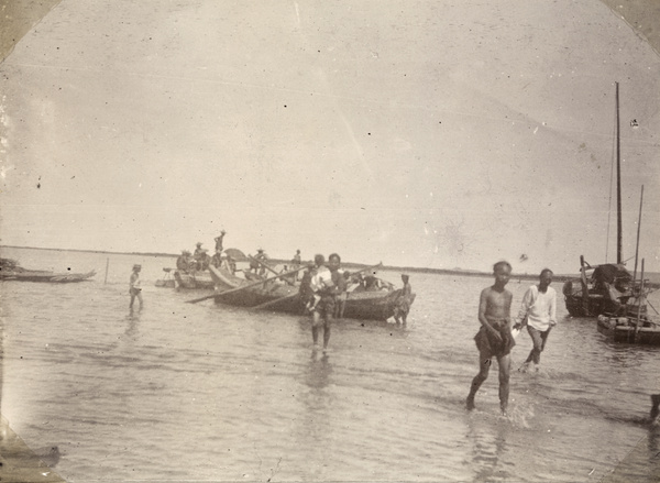 Boat landing at Donggang, Taiwan