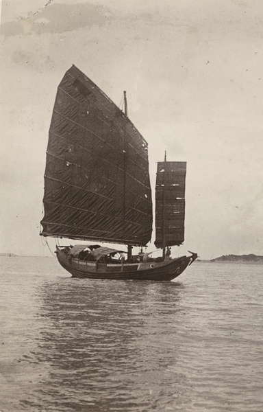 Sea junk near Xiamen