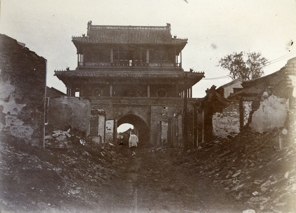 Ruins in Tungchow (通州区), Peking