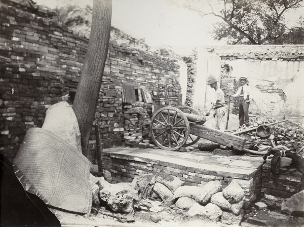 'The International Gun', an improvised cannon used during siege of the Legation Quarter, Peking