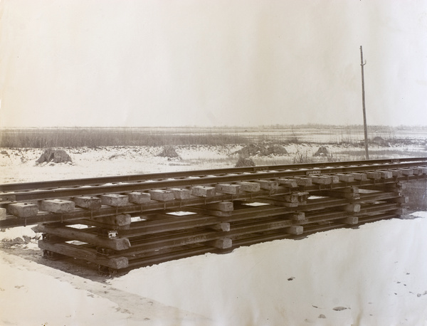 Railway on temporary bridge