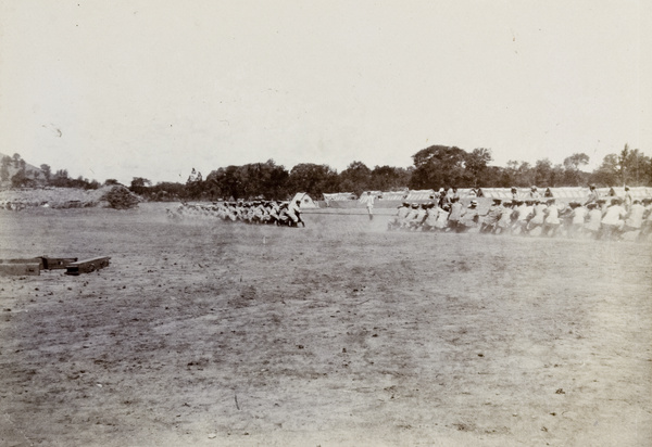 Soldiers' tug of war, Shandong