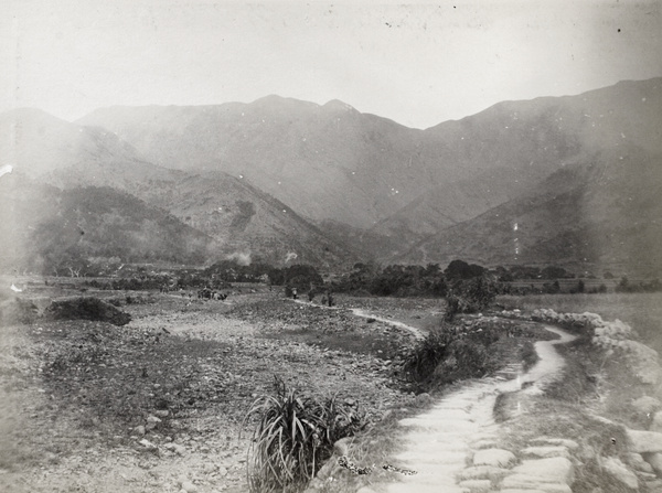 The New Territories Boundary Delimitation Commission on the road to Shenzhen (深圳), Hong Kong