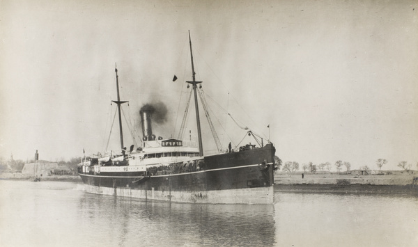 The S.S. Huichow (惠州) leaving Tianjin (天津) for North Borneo