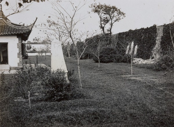 Soldiers' cemetery, city walls, Shanghai