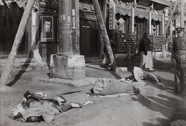 Bodies of executed looters, Peking Mutiny, 1912