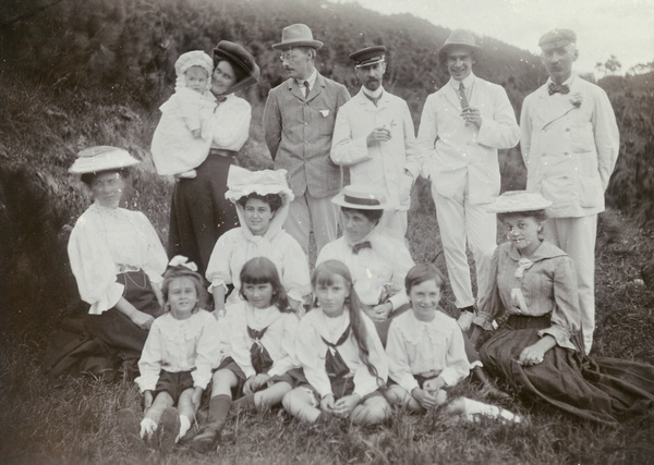 A picnic at Sharp Peak, Foochow