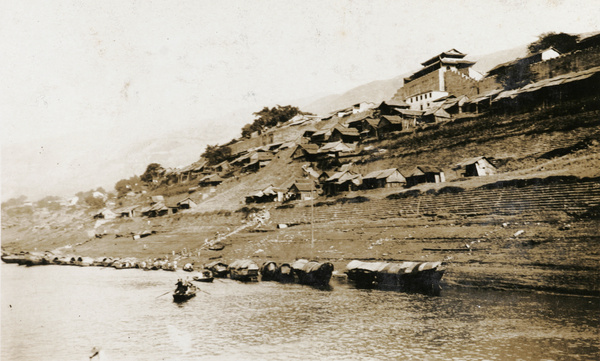 Waushien, Yangtze River