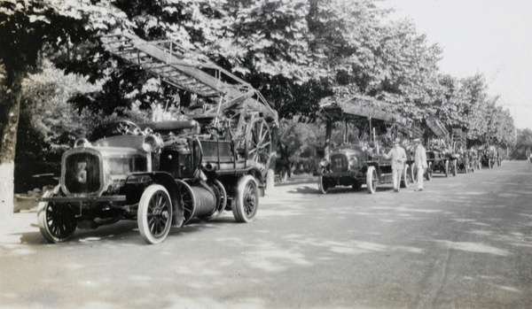 Fire engines, Shanghai