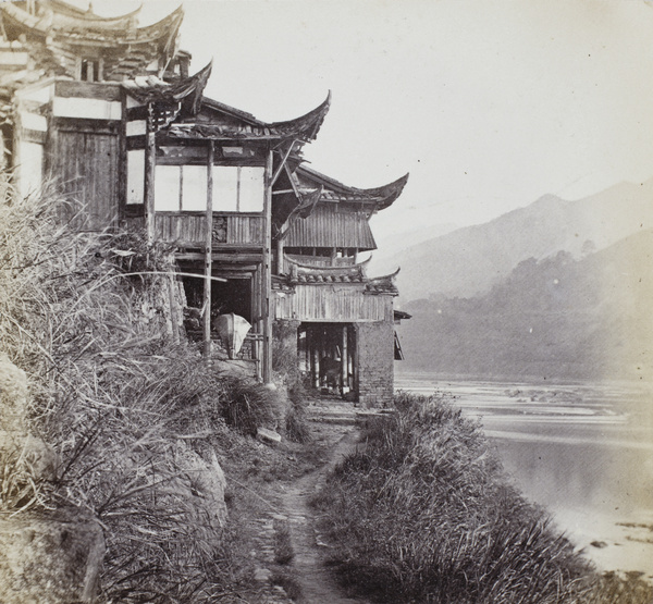 A temple beside the River Min, Yanping (延平区), Nanping (南平市), Fujian