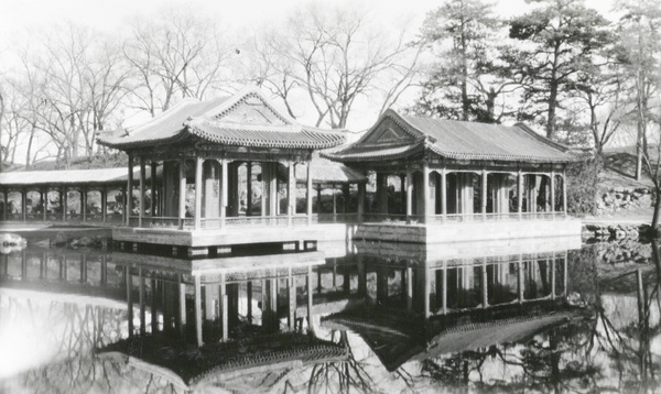 The Garden of Harmonious Pleasures (Xiequyuan 颐和园的谐趣园), Summer Palace, Beijing