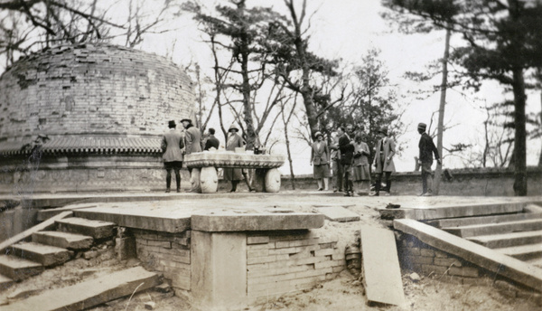 The Tomb of the Princess, Peking