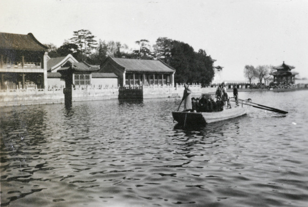 Ferry on Kunming Lake, Peking