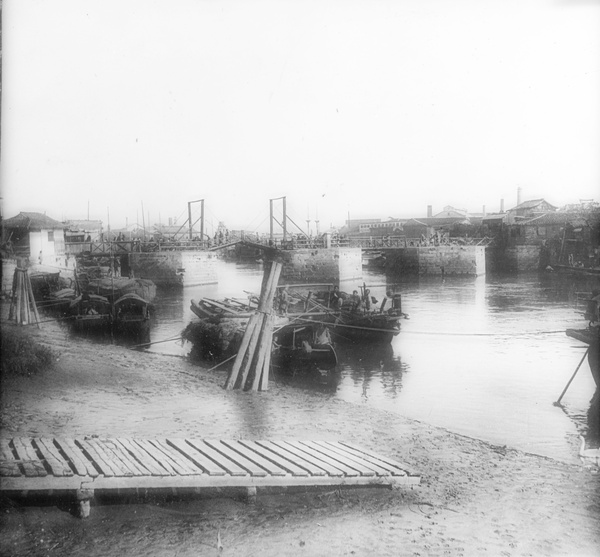 A drawbridge and jetty in Suzhou