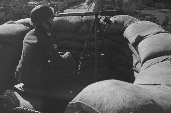 British soldier with telescope, Shanghai