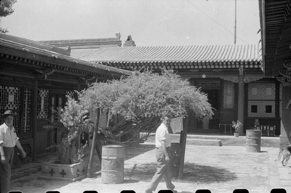 Americans in a courtyard