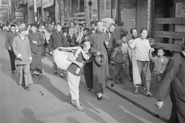 Refugee families, Shanghai