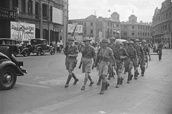 British soldiers, Avenue Edward VII, Shanghai