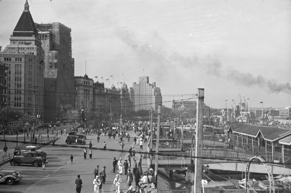 Passenger jetties, The Bund, Shanghai