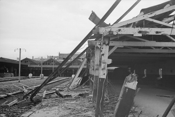 Bomb damage, North Railway Station, Shanghai