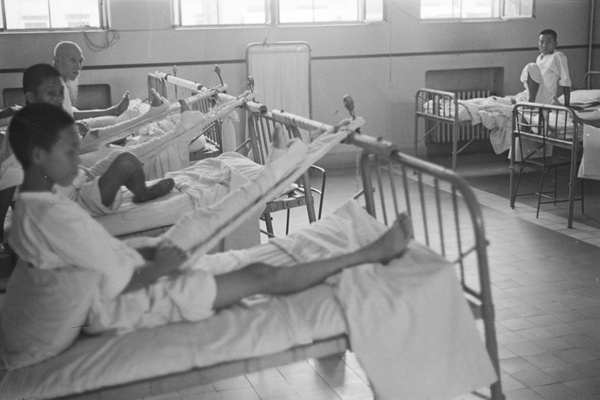 Orthopedic ward in a hospital, Shanghai