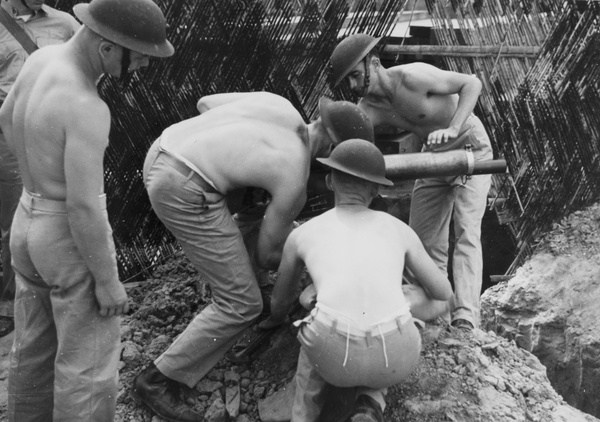 U.S. Marines with a machine gun, Shanghai