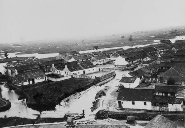 Waterways and houses