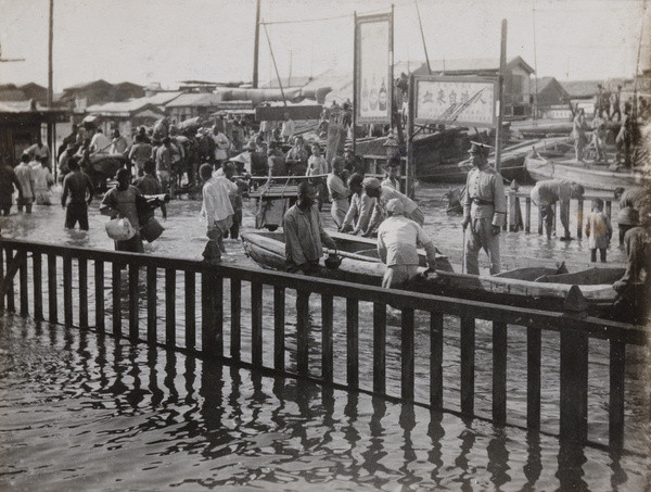 Flood waters, Tientsin, 1915