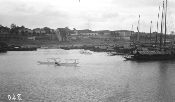 Junks at Ichang (宜昌)