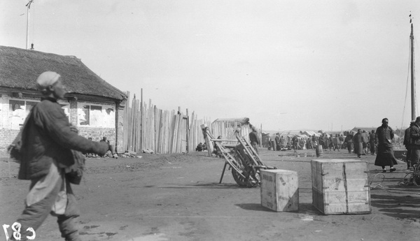 On the bund in Antung (丹东)